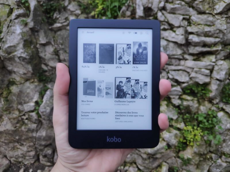 Kobo Libra 2, Liseuse eBook et AudioBook, Écran Carta HD 7'', Luminosité  réglable et température de Couleur, 32Gb