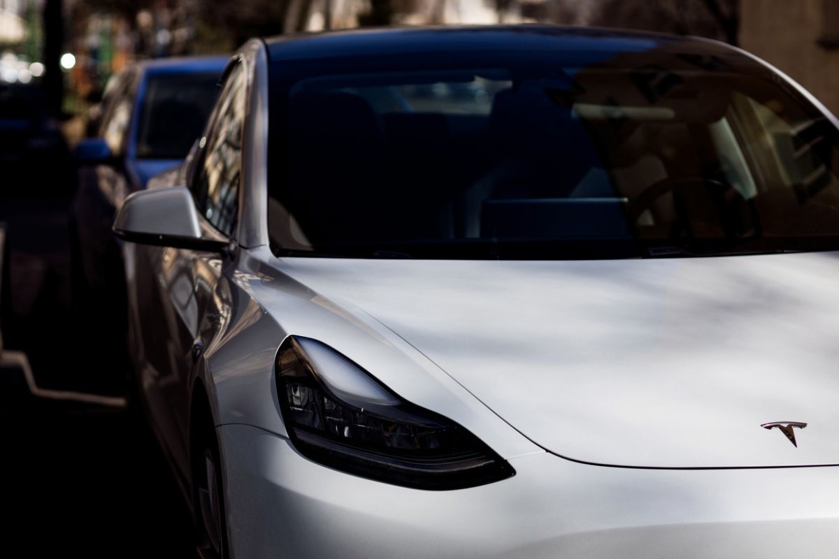 Ce robotaxi Tesla a causé un accident